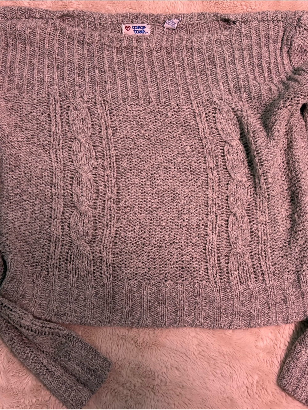 Cable-Knit Crewneck cropped Sweater - Taupe Gray